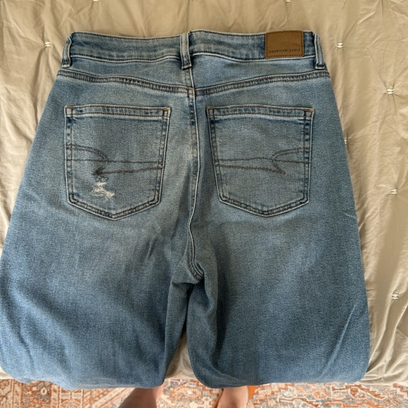 American Eagle Mom Jean - Picture 3 of 6